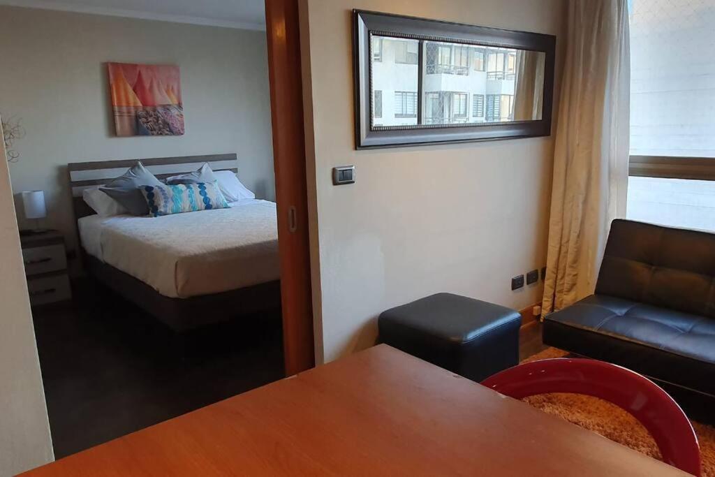 Providencia A Pasos Del Metro Pedro De Valdivia Apartment Сантяго Екстериор снимка